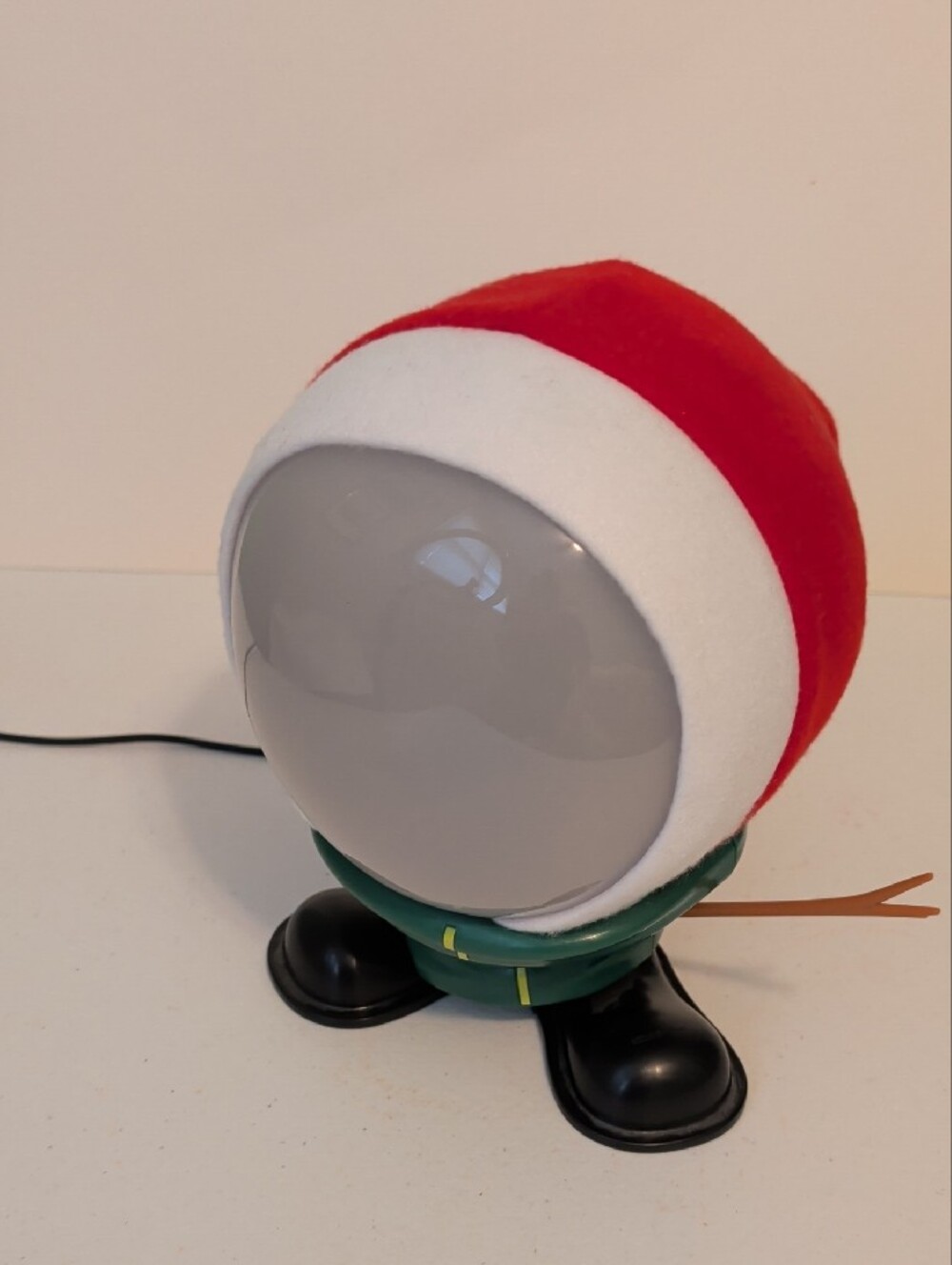 Mr. Chill 3D Animated Christmas Singing Character. - Picture 3 of 7